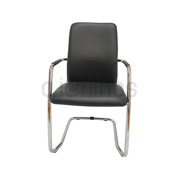 Cadeira com base em trenó, estrutura cromada, assento e costa em napa preta