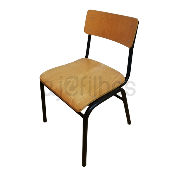Cadeira Fixa com 4 pés, estrutura em tubo de aço, assento e costa em contraplacado