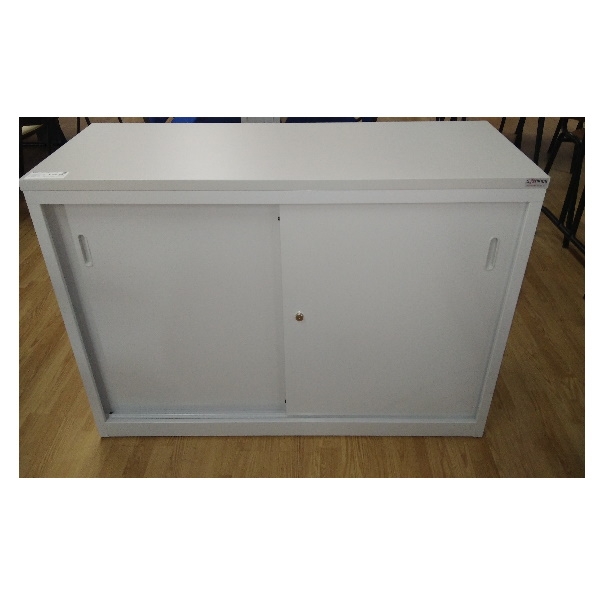 Armário Porta Correr 815x120x42